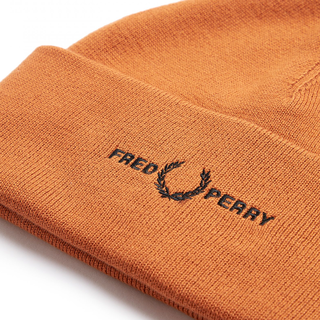 Fred Perry - Graphic Beanie C4114 nut flake Q22