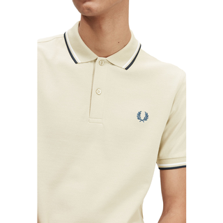 Fred Perry - Twin Tipped Polo Shirt M3600 light oyster/snow white/petrol blue T48