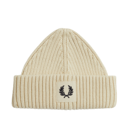 Fred Perry - Patch Brand Chunky Rib Beanie C6151 oatmeal/black T04