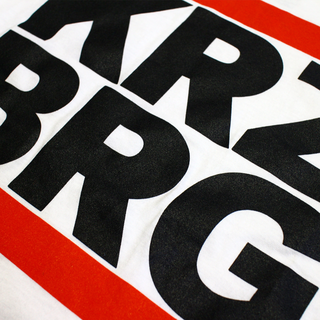 KRZ BRG - Logo Form Fit T-Shirt white