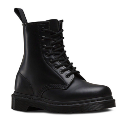 Dr. Martens Delaney Black 1460 Softy T 66 00