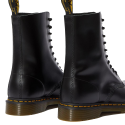 Dr. Martens - 1490 black smooth DMC SM-B 10-eye boot...